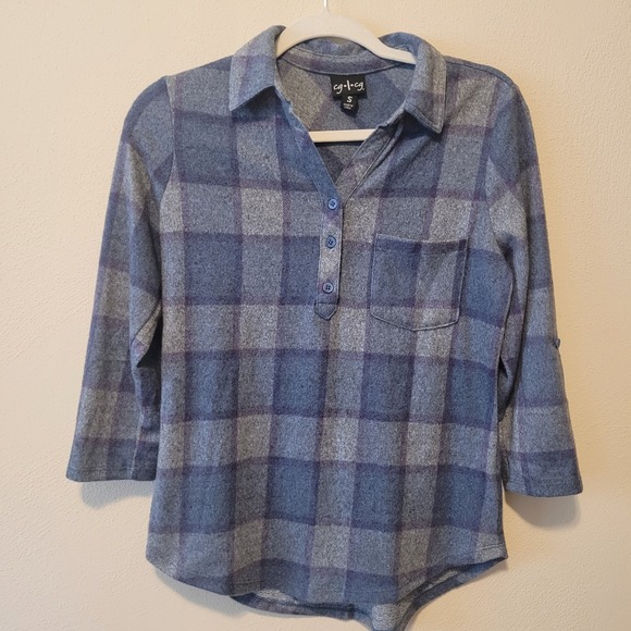 cg l cg Tops - Ladies Cozy Knit Button Up Long‎ Sleeves Shirt SMALL Blue Purple